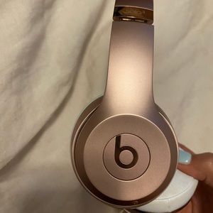 Rose gold beats